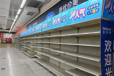 太原一沃尔玛超市停业：美国零售巨头在华掀撤店潮，已关店80余家__财经头条