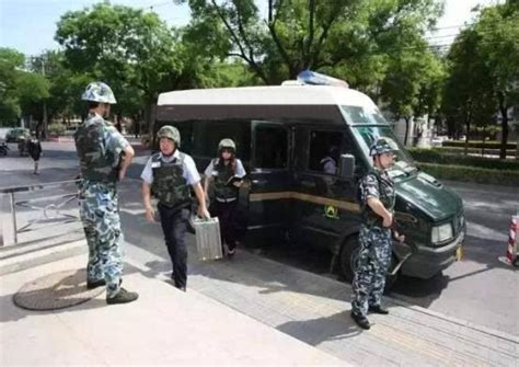 广州上百名押运员罢工封路 部分银行存取受影响 青报网-青岛日报官网