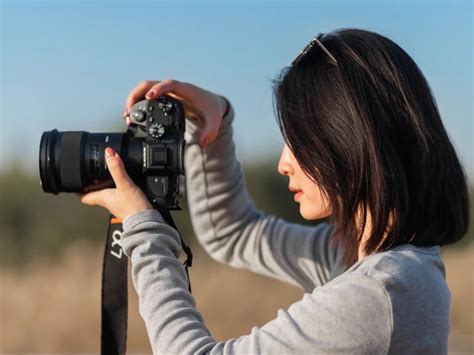 《拍出绝世美姿：摄影师与模特的完美摆姿技巧解密》摄影爱好者必备[pdf]【70.5MB】 【来源：赤道365论坛】 帖子ID:61718 pdf,爱好者,必备,摄影