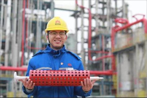 延安石油化工厂2个科技项目获省级科技创新奖项_县域经济网