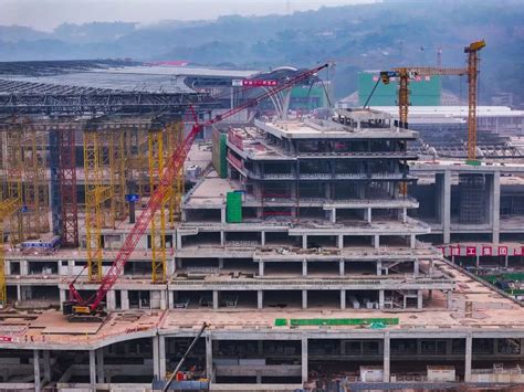 封顶！重庆东站项目建设进度条刷新～_重庆市人民政府网