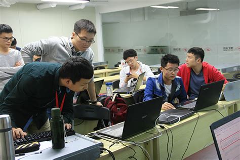 数字媒体学院17级软件工程本科专业赴西安完成企业认知实习