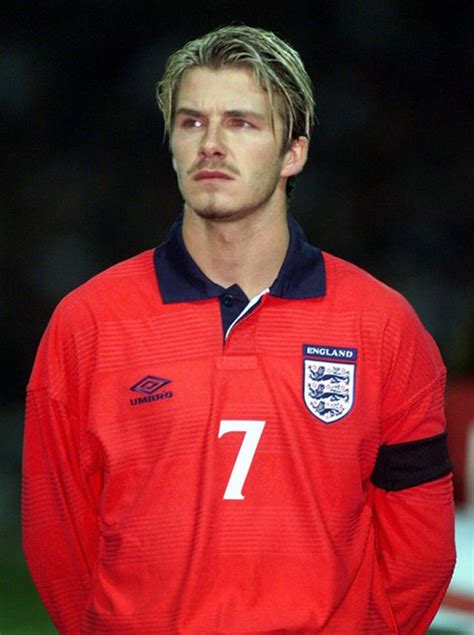 英格兰球衣2002世界杯短袖7号贝克汉姆队服欧文复古足球训练服套-淘宝网