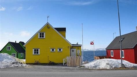 在格陵兰岛 做事情要看准房屋的颜色_乌玛纳克