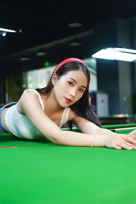 台球非主流拍照头像