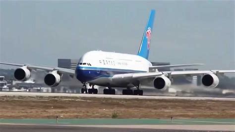 南航A380起飞全过程，不愧是世界上最先进的客机，起飞速度不俗_腾讯视频