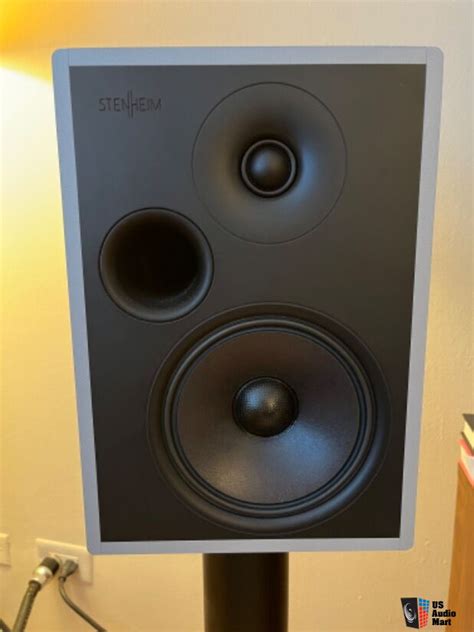 NYC - Stenheim Alumine 2 - Swiss Standmount Two Way Monitor Speakers ...