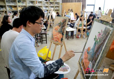 慈溪市中小学美术教师基本功比赛在横河镇中心小学举行