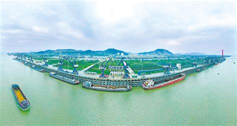 黄石新港：打造“五港合一”的多功能港口|新港|黄石|港口_新浪新闻