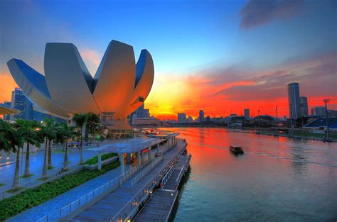 新加坡生活| 新加坡为何被称为花园城市，原因你得知道~__凤凰网