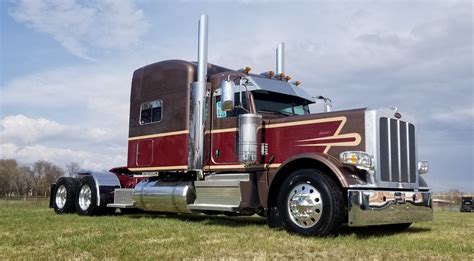 New 389 ready to head out! - Peterbilt of Sioux Falls