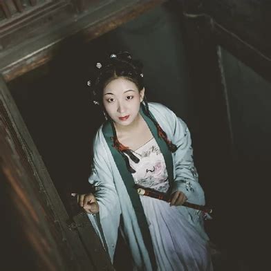 女生头像温柔古典唯美