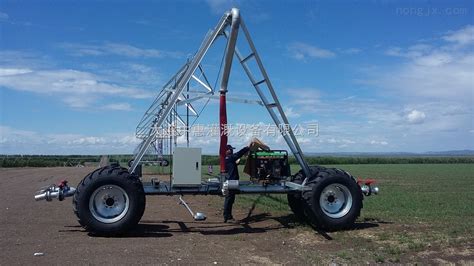 喷灌机对于蔬菜种植的作用 - 江苏科翔制泵有限公司