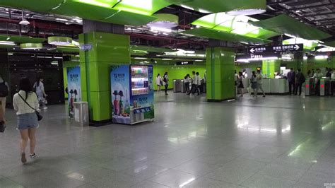 广州地铁站内厕所，广州地铁哪个站有厕所不出站？_车主指南
