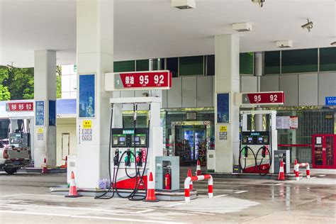 加油站设备在安装施工中需注意哪些规范_重庆汇宏化工有限公司