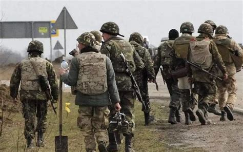 俄陆军总兵力30万，20万投入乌克兰，现代军队人数真不重要？ - 知乎