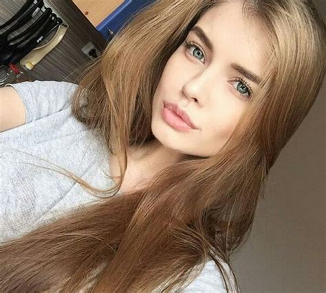 Beautiful Girls From Russian Social Networks (60 photos) | KLYKER.COM
