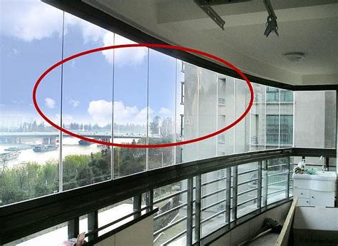 哪些可以作为封阳台的主要材料？-北京门窗厂,阳光房,断桥铝门窗,铝木复合门窗-北京精恒光辉门窗公司