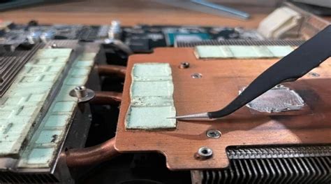 电脑CPU上的导热硅脂有什么用？一定需要使用吗？__财经头条
