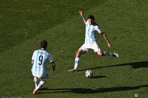 阿根廷1球致敬2大经典 90世界杯传奇一幕再现_世界杯_腾讯网