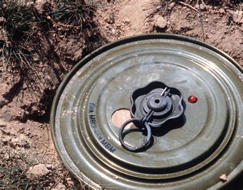 集结号地雷是什么地雷 - 业百科