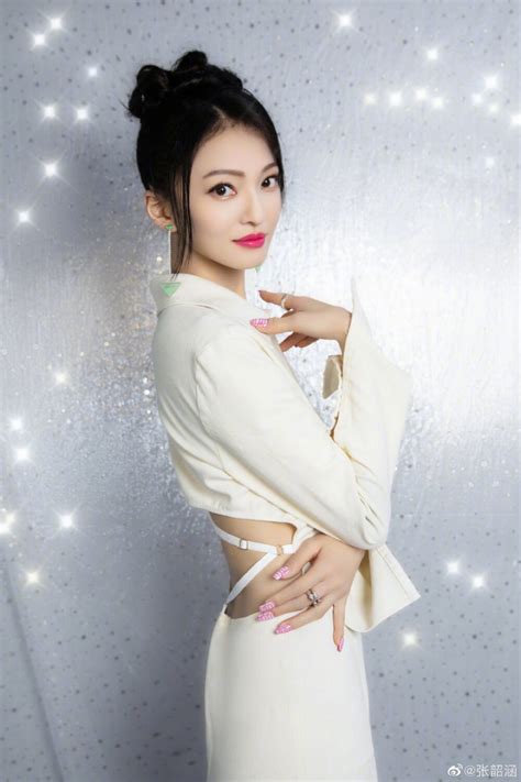 张韶涵头像非主流