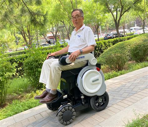 武汉在哪里能买到合适电动轮椅老年代步车 - 和美德北门湖老年用品|中高端|老年用品|智能老年电动代步车|电动爬楼机|实体店|价格|电动代步车厂家|