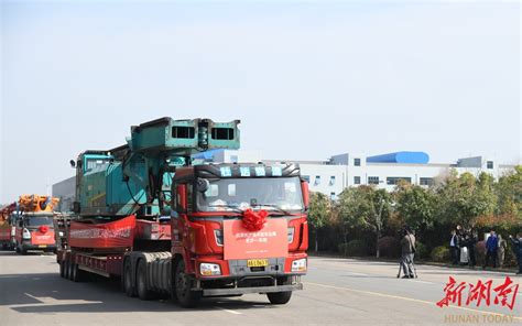 逾三亿元二手工程机械设备出口海外 - 长沙 - 新湖南
