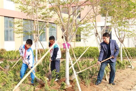 领养一棵树 呵护一片绿 港头小学打造品格教育场-青岛西海岸新闻网