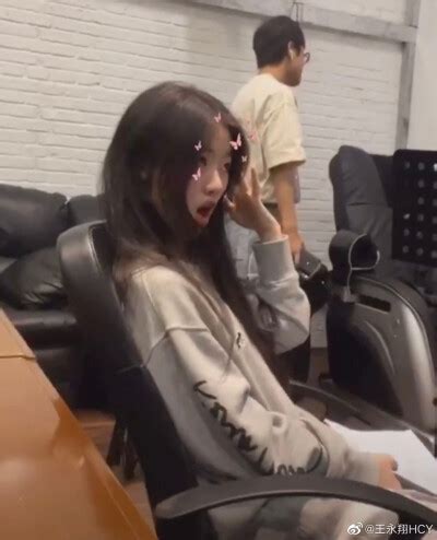 单依纯头像图片