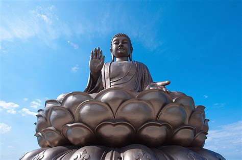 原来世界上最高的释迦牟尼坐佛像在东北 对标香港天坛大佛_凤凰网