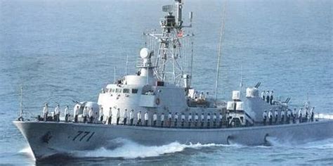 孟加拉国海军退役服役了35年的中国造037型猎潜艇BNS