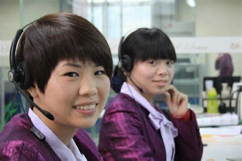 “创心服务 联通你我” 中国联通热线客服代表的365个劳动节 -- 飞象网