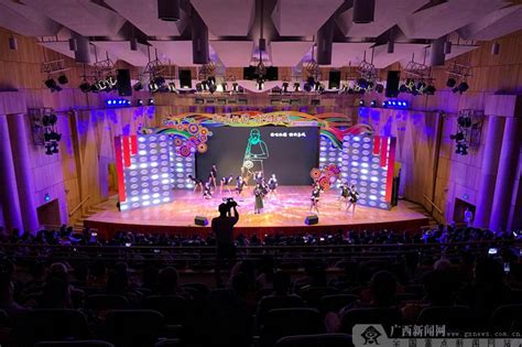 贺州市原创音乐演唱会在广西音乐厅奏响_媒体推荐_新闻_齐鲁网