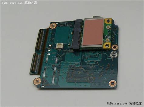 口袋便携PC 索尼世界上最轻8寸本真机拆解(8)_笔记本_科技时代_新浪网