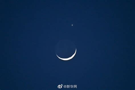 今晚抬头看，金星伴月的天象肉眼可见__财经头条
