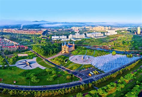 扎实推进“三城”创建 助力伊春高质量转型发展和现代化建设-黑龙江省人民政府网