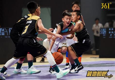 中国职业篮球名宿吕晓明：携手361°助力“中国热爱，薪火相传”-新闻频道-和讯网