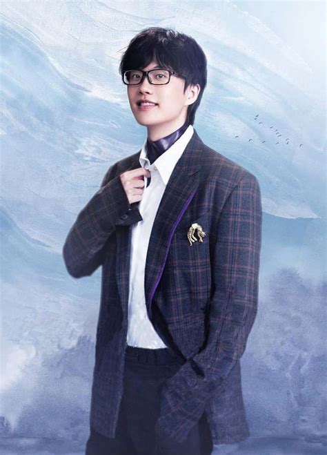 二腾宏嵩图片