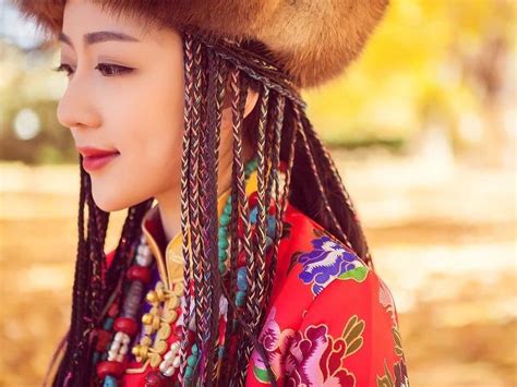 【藏族姑娘摄影图片】邕五路旁的芦苇人像摄影_1000D菜鸟的天堂_太平洋电脑网摄影部落