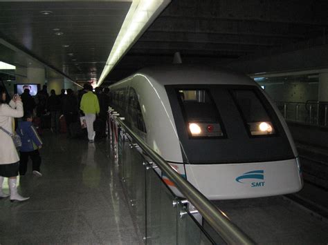 上海磁悬浮列车有多快？