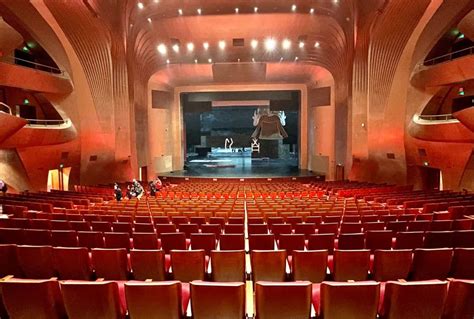 2024湖北剧院演出信息-演出剧场-看看票务