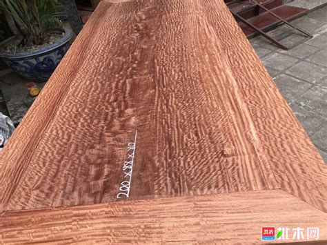 缅甸花梨木木雕笔筒整个木头做成高13厘米直径8厘米-价格:28.0000元-zc24471566-木雕摆件 -加价-7788收藏__收藏热线