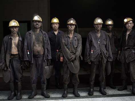 煤矿工人工作的场景起名,煤矿工人工作,煤矿工人_大山谷图库