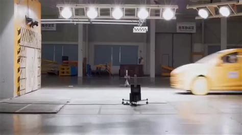 模拟碰撞新方案 东南DX3超级滑台试验-爱卡汽车
