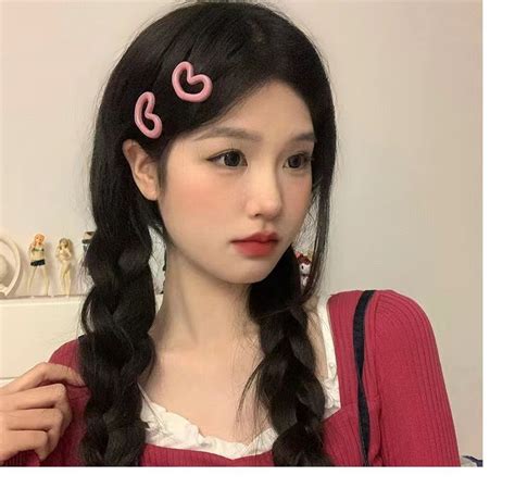 甜美女生头像花夹夹可爱