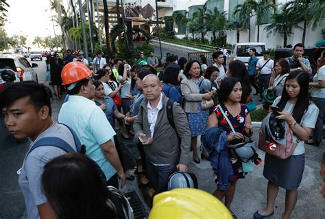菲律宾首都一度假村发生袭击事件 已75伤_手机凤凰网