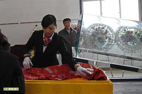 殡葬从业者应被尊重_北京日报网