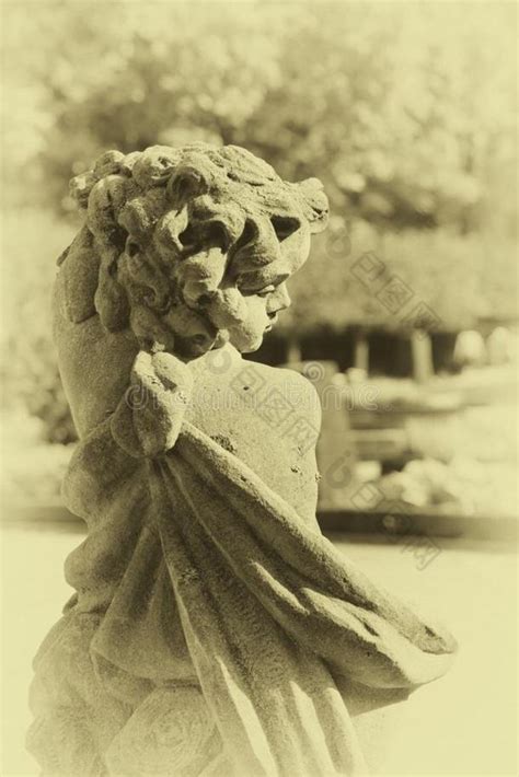 树脂园艺摆件亚马逊跨境太阳能花园庭院雕塑天使摆件装饰品定制-阿里巴巴