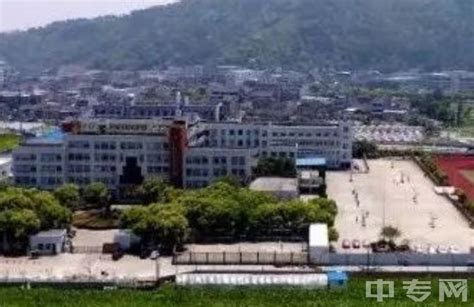 长丰县下塘实验中学召开教育教学表彰会